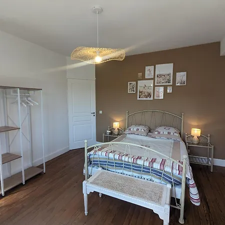 Le Domaine De La Croze فندق مبيت وإفطار غرامات