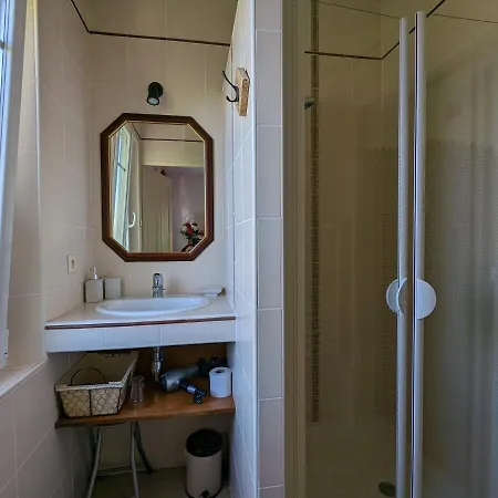 Bed and Breakfast Le Domaine De La Croze 3*